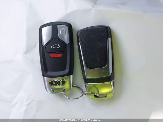 WAUENAF40JA045178 Audi A4 2.0t Premium/2.0t Tech Premium
