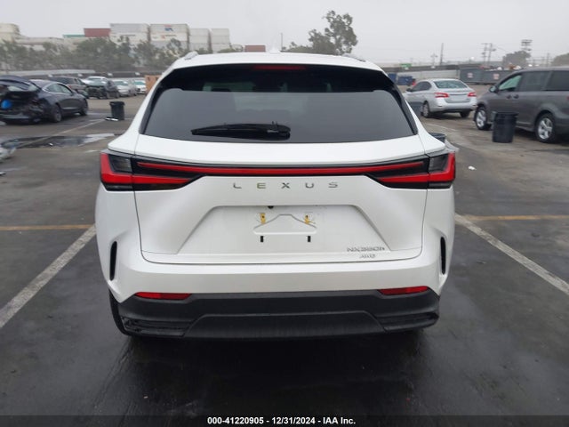JTJAKCEZXP2010747 Lexus NX 350H