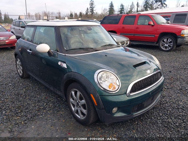 2008 MINI COOPER S WMWMF73578TV33969 Photo 0