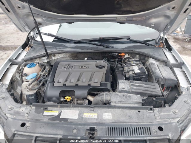 1VWCN7A32EC061112 Volkswagen Passat 2.0l Tdi Sel Premium