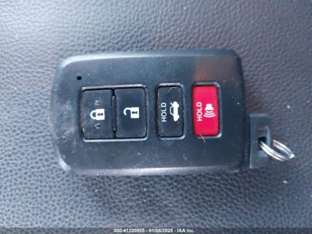 2T1BURHE9GC638913 Toyota Corolla S Premium