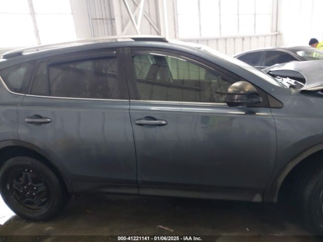 JTMBFREV3ED070298 Toyota RAV4 LE