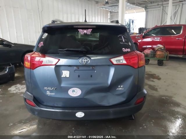 JTMBFREV3ED070298 Toyota RAV4 LE