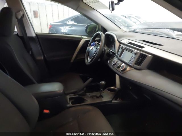 JTMBFREV3ED070298 Toyota RAV4 LE