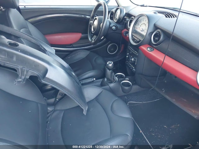 2011 MINI COOPER S WMWSV3C53BTY23605 Photo 4