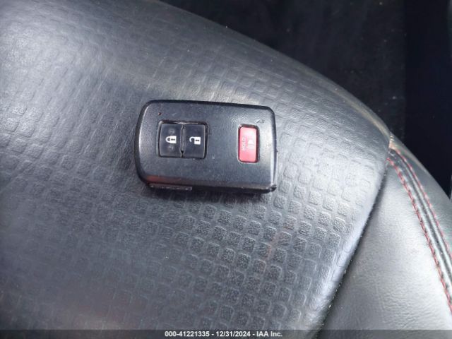 5TFCZ5AN7KX203004 Toyota Tacoma Trd Pro