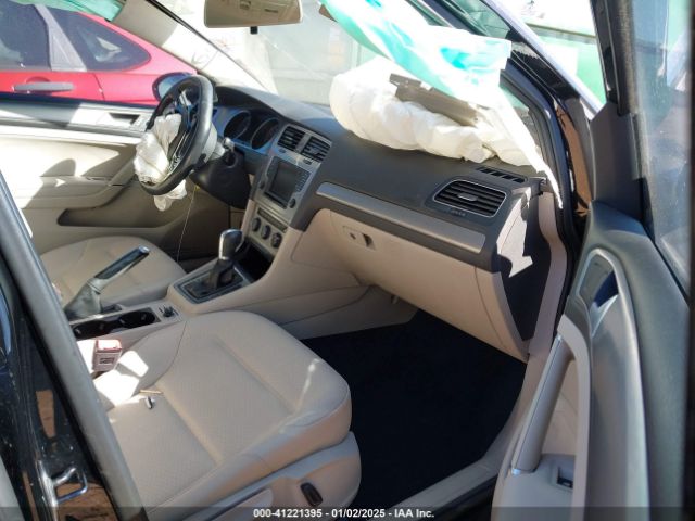 3VWC17AU9GM513420 Volkswagen Golf Sportwagen Tsi Se 4-door