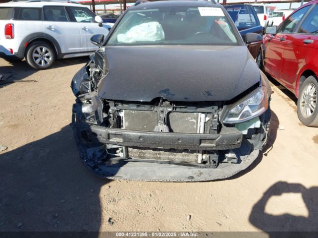 3VWC17AU9GM513420 Volkswagen Golf Sportwagen Tsi Se 4-door
