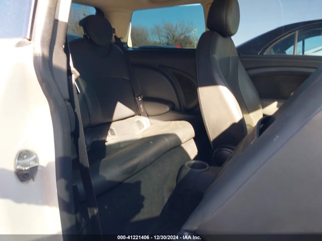 2011 MINI COOPER WMWSU3C56BT091389 Photo 7