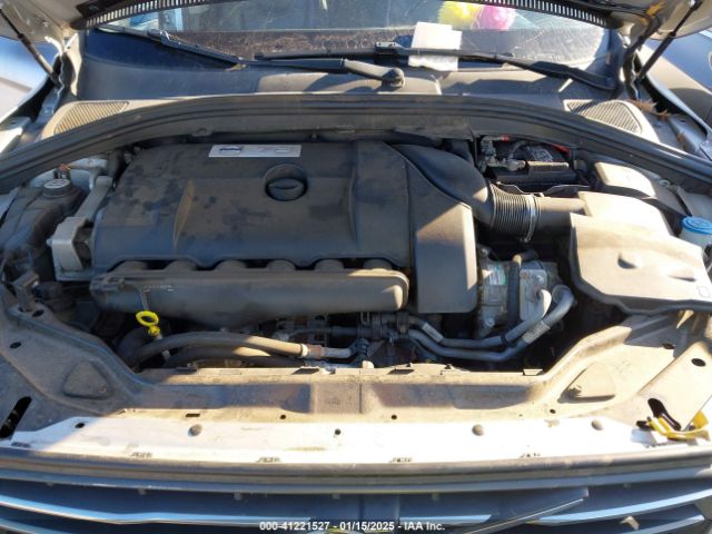 YV4902DZ0E2522258 Volvo Xc60 T6 R-design