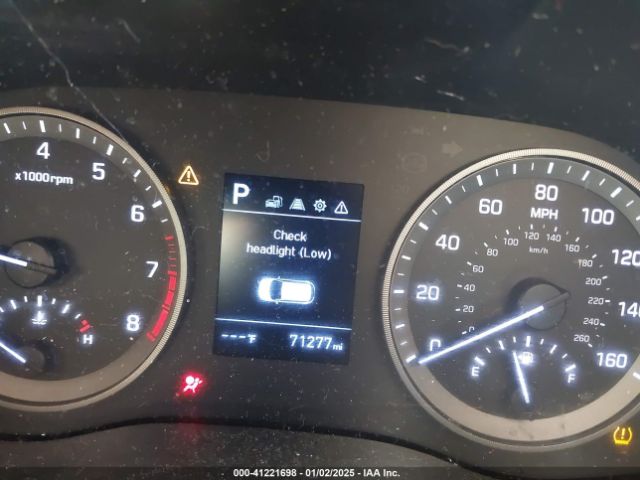 KM8J33A48LU195062 Hyundai Tucson Value