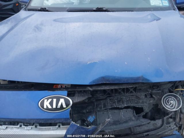 KNDEU2AA5M7045302 KIA SELTOS S