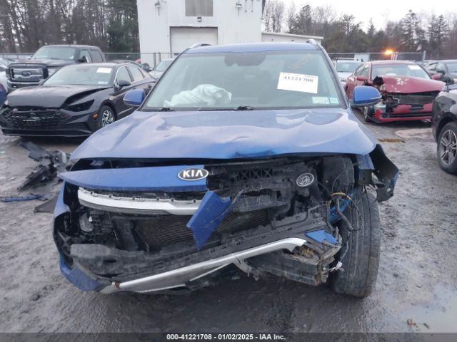 KNDEU2AA5M7045302 KIA SELTOS S