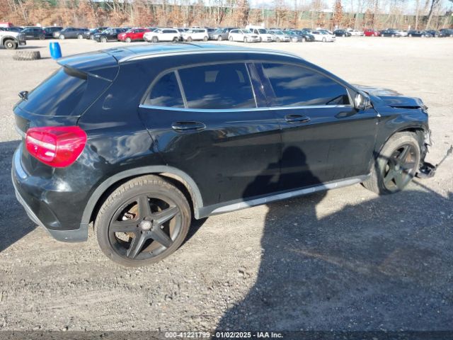 WDCTG4GBXFJ070528 Mercedes-Benz Gla 250 4matic