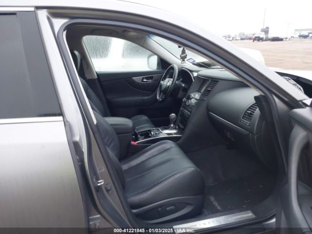 JN8CS1MW2EM410914 Infiniti QX70
