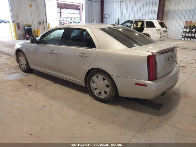 2005 CADILLAC STS 1G6DC67A750188844 Photo 2