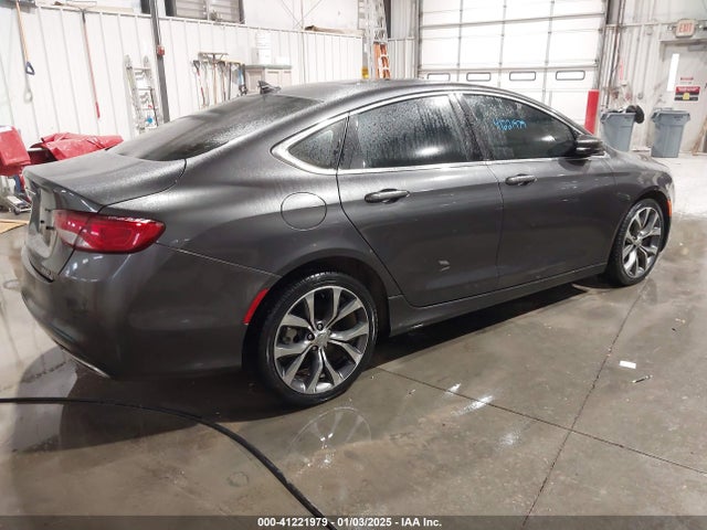 Chrysler 200 C 2015 1C3CCCCG1FN551259 Image 4