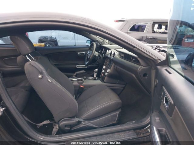 1FA6P8AM3G5212173 Ford Mustang V6
