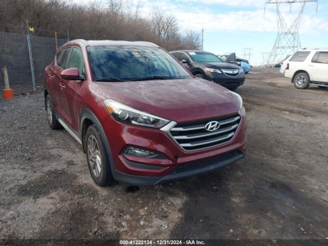 KM8J3CA41HU445880 Hyundai TUCSON SE