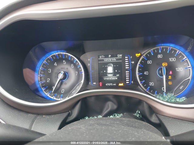 2C4RC1CG1PR531723 Chrysler Voyager Lx