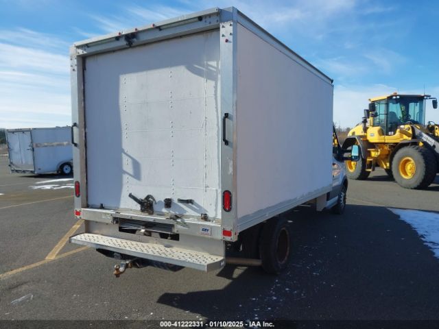1FDBF8ZM9JKA99639 Ford Transit-350 Cab