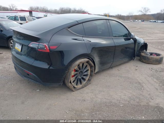 7SAYGDEF1NF448908 Tesla Model Y Performance Dual Motor All-wheel Drive
