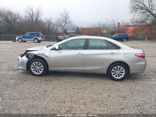Toyota CAMRY LE 2015 4T4BF1FKXFR510056 Image 14