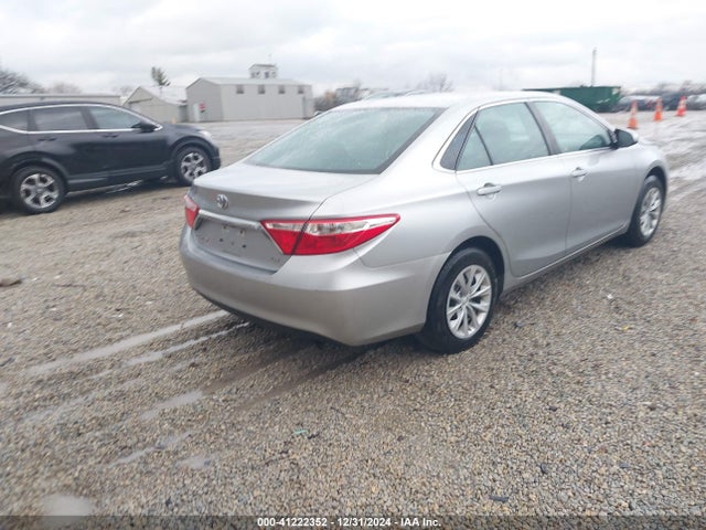 Toyota CAMRY LE 2015 4T4BF1FKXFR510056 Image 4