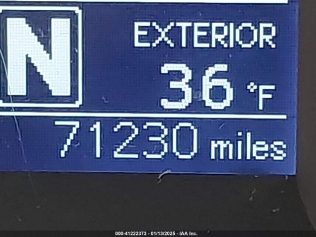 5TDKZ3DCXHS844432 Toyota Sienna Le 8 Passenger