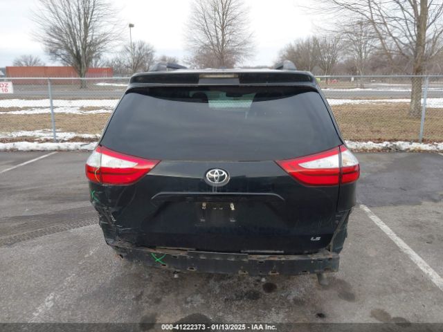 5TDKZ3DCXHS844432 Toyota Sienna Le 8 Passenger