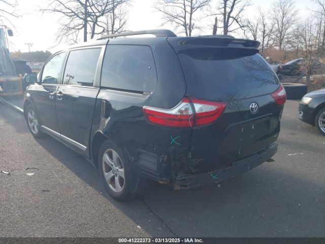 5TDKZ3DCXHS844432 Toyota Sienna Le 8 Passenger