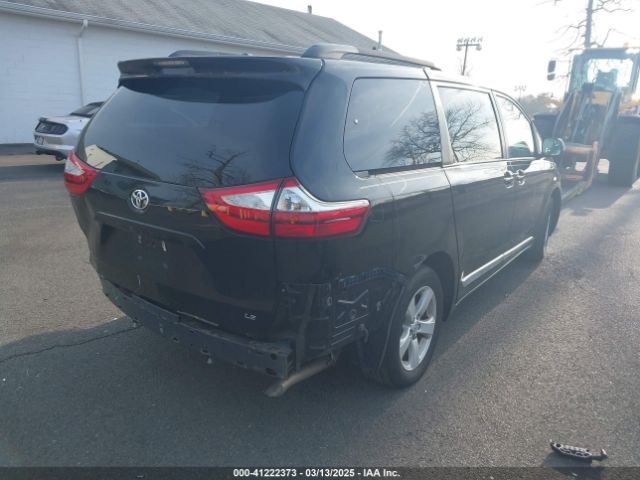 5TDKZ3DCXHS844432 Toyota Sienna Le 8 Passenger