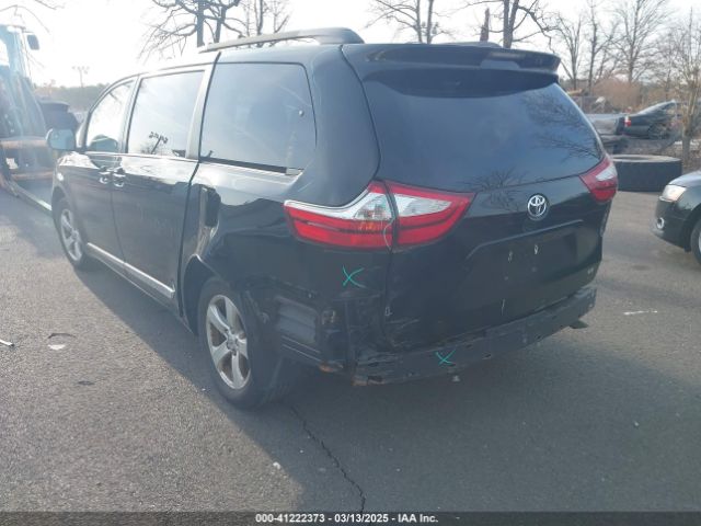 5TDKZ3DCXHS844432 Toyota Sienna Le 8 Passenger