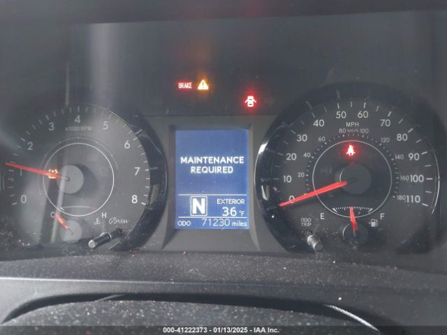 5TDKZ3DCXHS844432 Toyota Sienna Le 8 Passenger