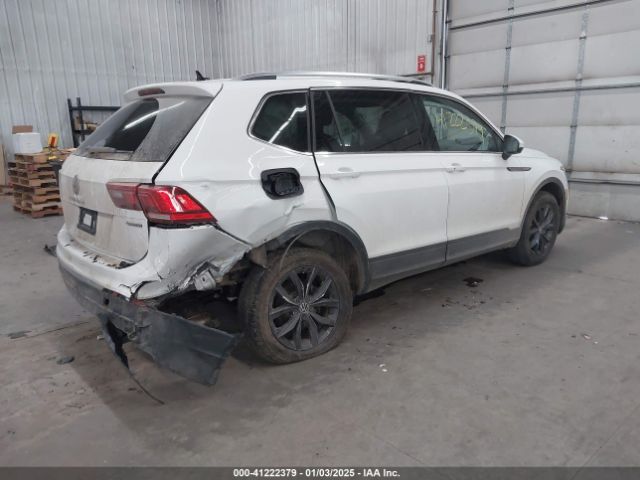 2024 VOLKSWAGEN TIGUAN 3VV2B7AX4RM035238 Photo 3