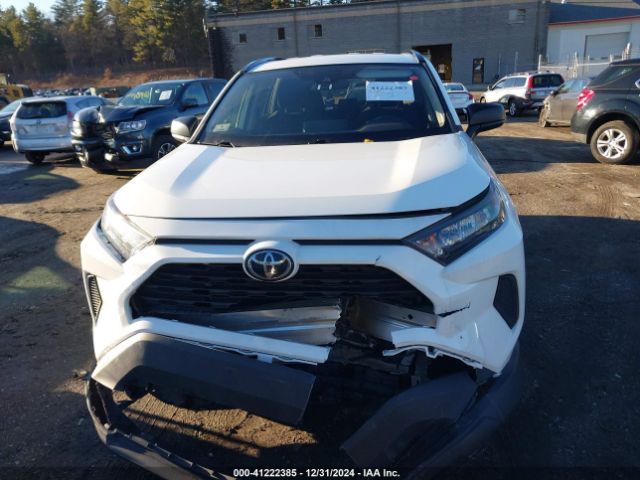 2T3H1RFV1KW055286 Toyota RAV4 LE