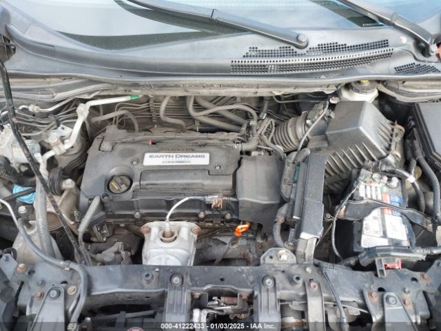 2HKRM4H34FH603014 Honda CR-V LX