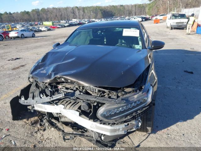1HGCV2F91JA019721 Honda Accord Touring 2.0t