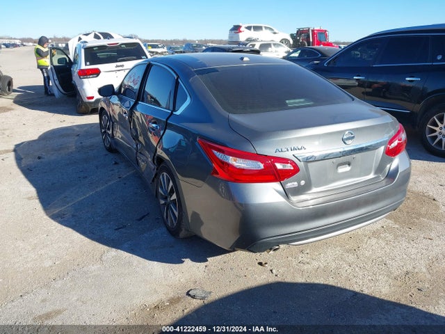 1N4AL3AP2HC118009 Nissan Altima 2.5 Sl