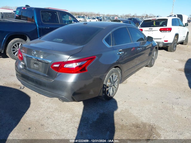 1N4AL3AP2HC118009 Nissan Altima 2.5 Sl