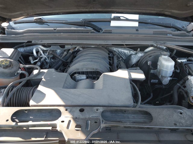 1GNSKBKC1JR359982 Chevrolet Tahoe Lt