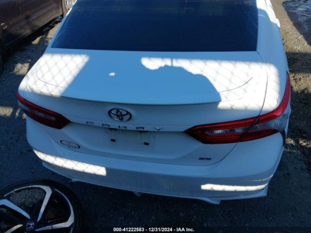 4T1B11HK3JU658046 Toyota CAMRY SE