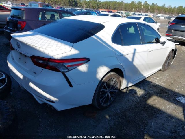 4T1B11HK3JU658046 Toyota CAMRY SE