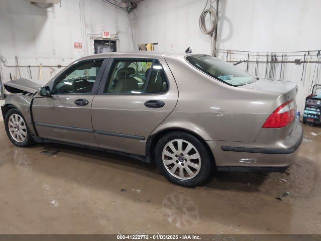 2003 SAAB 9-5 YS3EB49E033030343 Photo 2