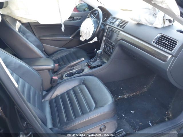 1VWCM7A39GC059718 Volkswagen Passat V6 Sel Premium