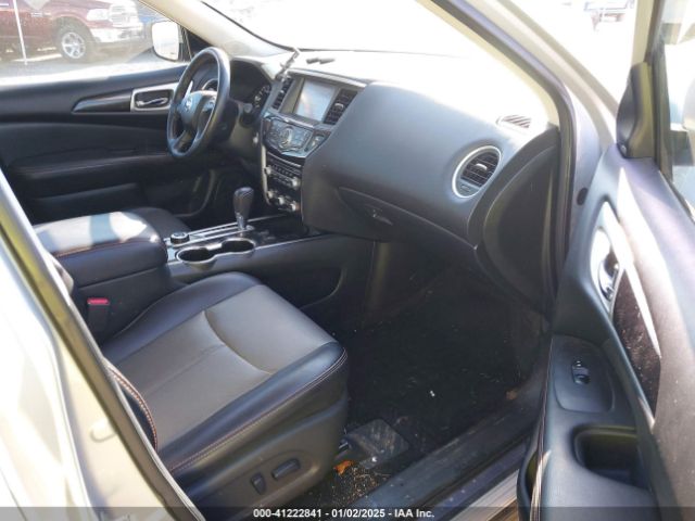 5N1DR2MM4KC654674 Nissan Pathfinder Sl