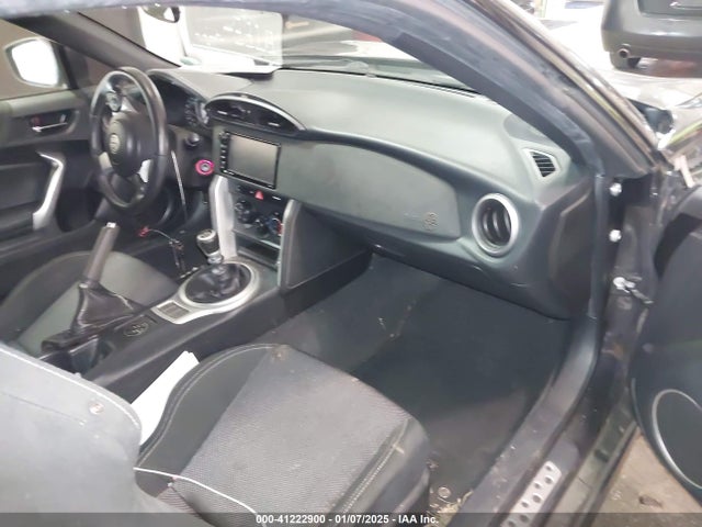 JF1ZNAA15H9703306 Toyota 86