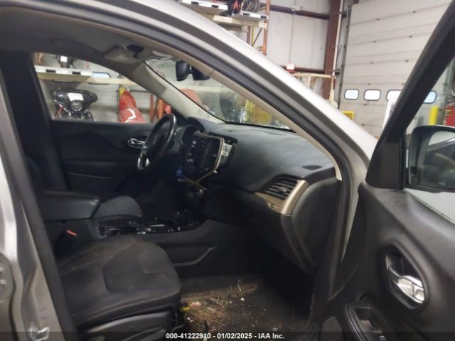 1C4PJMCS5FW546508 Jeep Cherokee Latitude