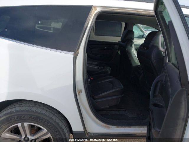 1GNKVHKD2HJ272667 Chevrolet Traverse 2lt