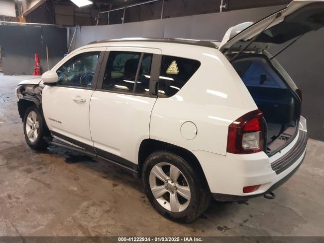 1C4NJDEB0ED661094 Jeep Compass Latitude